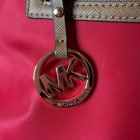 Michael Kors Kempton Small Tote‎ Bag Red Nylon Shoulder Bag Purse - Picture 2 of 10